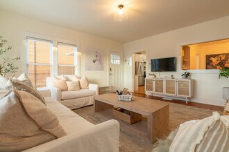 116 4th Ave N in Edmonds, WA - Building Photo - Building Photo