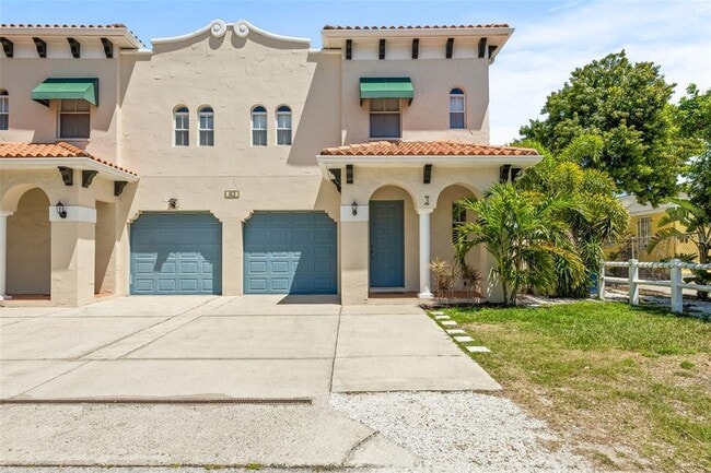 property at 113 S Melville Ave