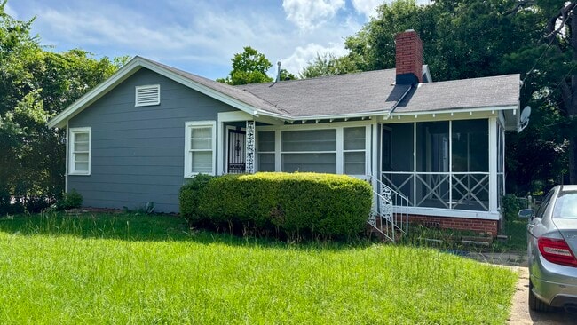 property at 3312 S Court St