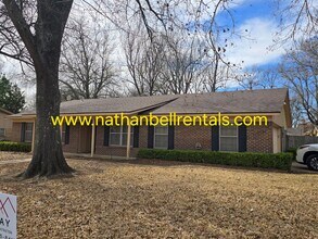 610 Wilburn Dr in Paris, TX - Building Photo - Building Photo