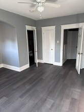 6239 Morton St-Unit -2 in Philadelphia, PA - Foto de edificio - Building Photo