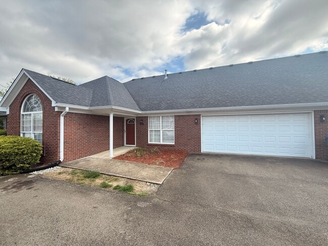 property at 405 Fledge Dr