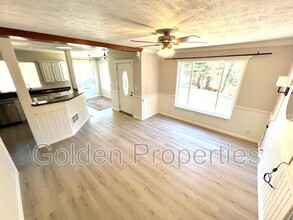 2156 S Meadowbrook Acres Rd in Coeur d'Alene, ID - Building Photo - Building Photo