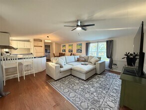 3074 S Farm to Market 1486 in Montgomery, TX - Building Photo - Building Photo