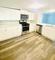 126 Leyden St, Unit 3 in Boston, MA - Building Photo