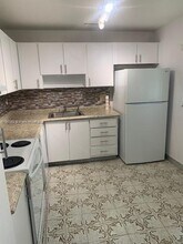 8566 NW 12th St in Plantation, FL - Building Photo - Building Photo