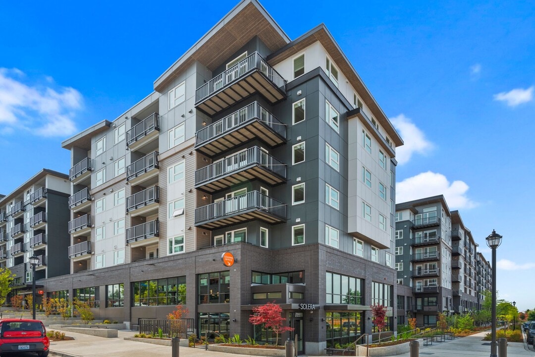 Solera Apartments in Renton, WA - Foto de edificio