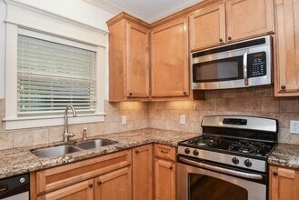 1013 W 16th St in Houston, TX - Building Photo - Building Photo