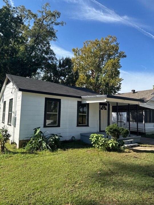 626 Joannes St in Bossier City, LA - Building Photo