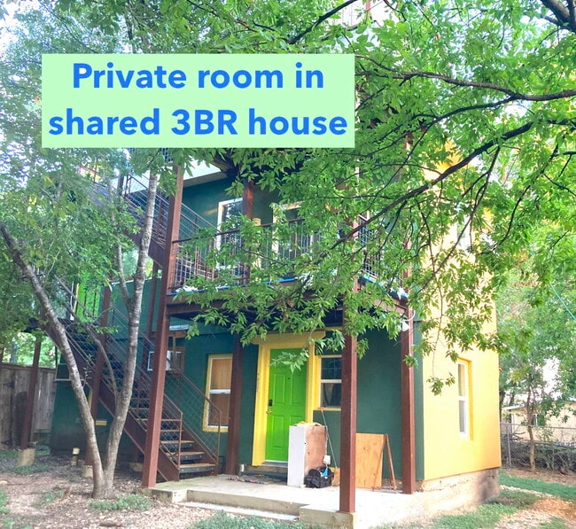 property at 2605 Oaklawn Ave