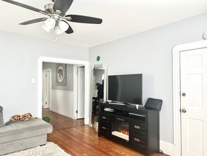 30 Rodney St-Unit -2 in New Bedford, MA - Building Photo - Building Photo