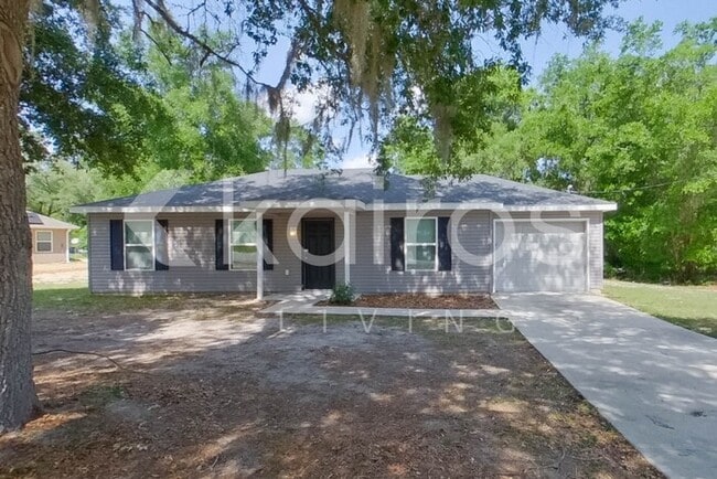 property at 7 Locust Run