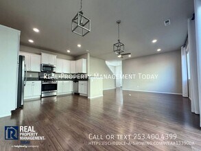 3428 Hera St NE in Lacey, WA - Building Photo - Building Photo