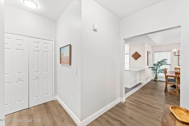 3037 Jimmy Buffett Mem Hwy in Melbourne Beach, FL - Building Photo - Building Photo
