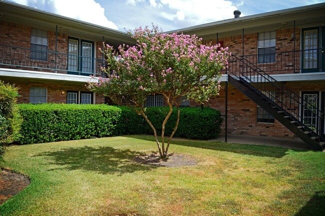 Archer Village Apartments in Sherman, TX - Building Photo - Building Photo