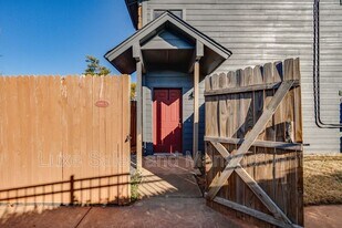 14415 N Pennsylvania Ave in Oklahoma City, OK - Building Photo