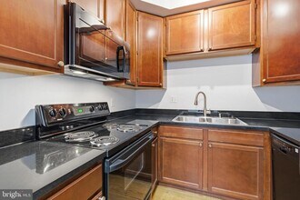 1203 N St NW in Washington, DC - Building Photo - Building Photo