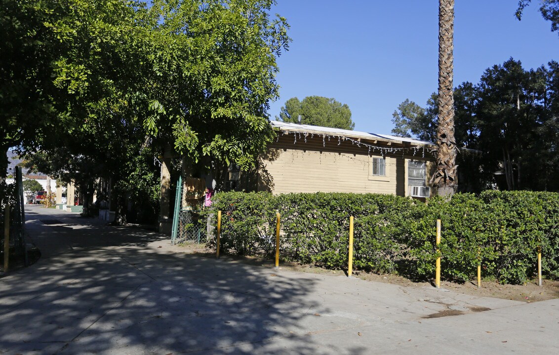 467 Riverdale Dr in Glendale, CA - Foto de edificio