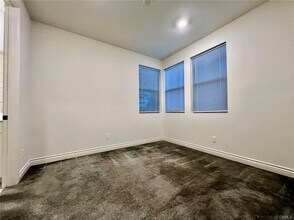 186 Frame in Irvine, CA - Building Photo - Building Photo