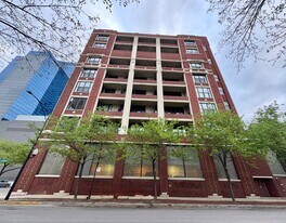 320 E 21st St in Chicago, IL - Building Photo