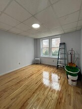 171 W 48th St, Unit 4 in Bayonne, NJ - Building Photo - Building Photo