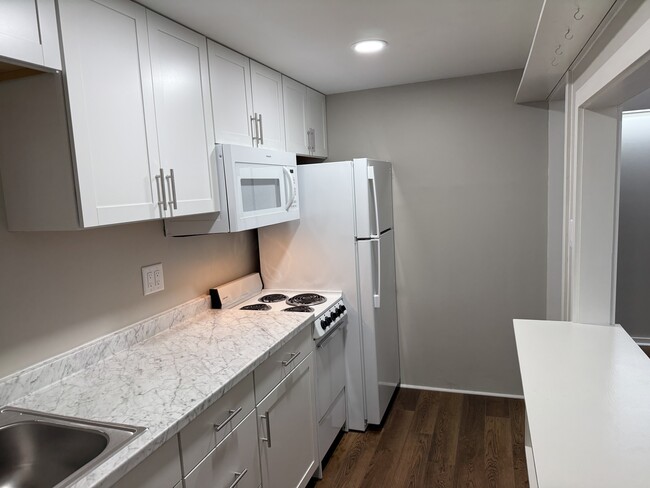 130 Fairway Ave, Unit 147 in Southern Pines, NC - Foto de edificio - Building Photo