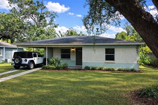 1518 E Ellicott St, Unit 10109 in Tampa, FL - Building Photo