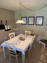 3210 Lake Pine Way E in Tarpon Springs, FL - Building Photo - Building Photo