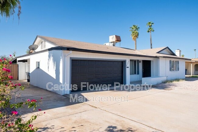 2147 W Edgewood Ave in Mesa, AZ - Building Photo - Building Photo