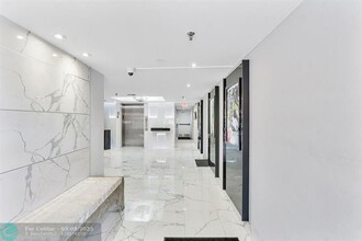 7225 Promenade Dr in Boca Raton, FL - Foto de edificio - Building Photo