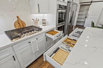 13002 Halwin Cir in Dallas, TX - Building Photo - Building Photo
