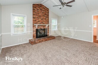 8308 Lacewood Pl in Charlotte, NC - Foto de edificio - Building Photo