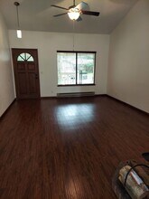 50-54 NW Lopez Ln in Bremerton, WA - Building Photo - Building Photo