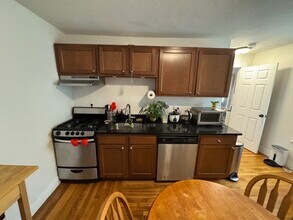 21 Blake St in Cambridge, MA - Building Photo - Building Photo