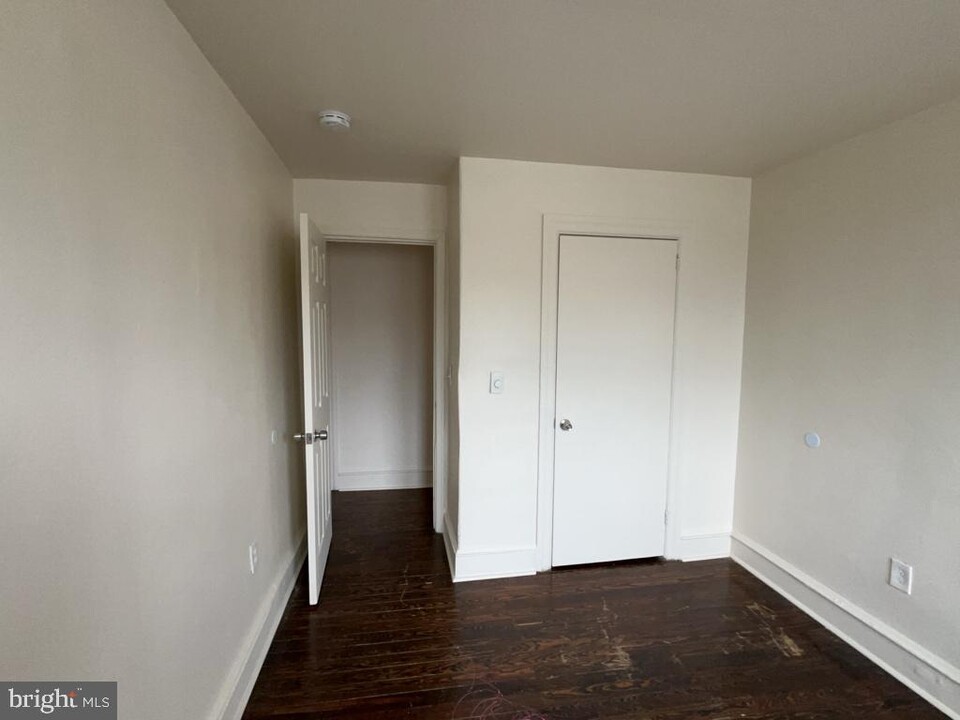 532 DeKalb St in Norristown, PA - Building Photo