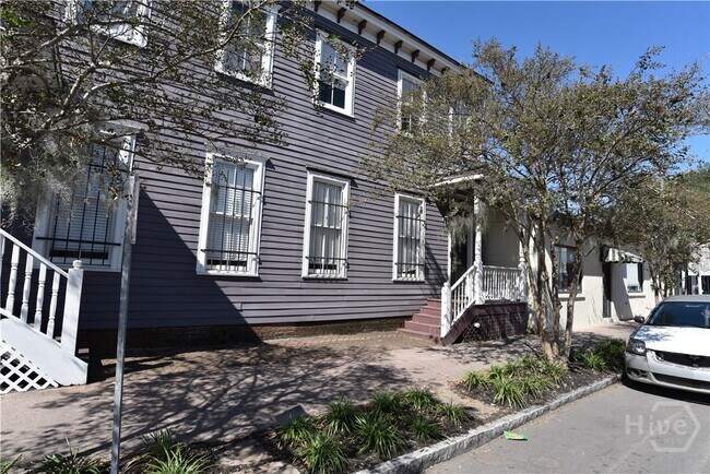 property at 1407 Habersham St
