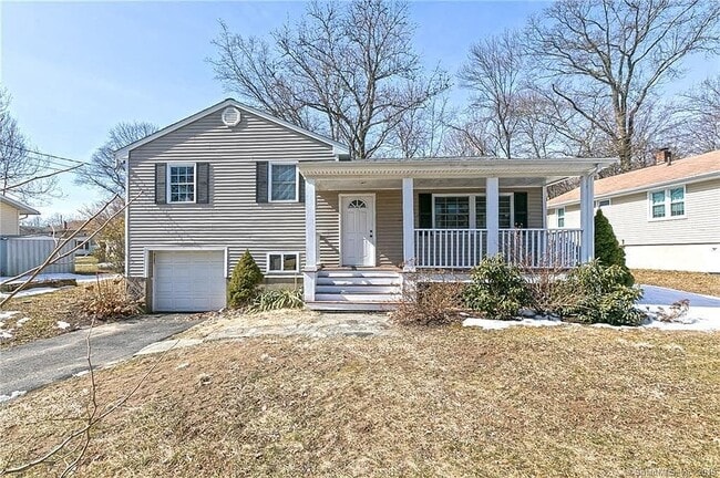 property at 201 Macon Dr