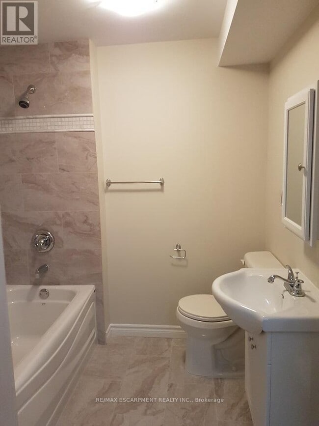 279 Nashville Cir in Hamilton, ON - Building Photo - Building Photo