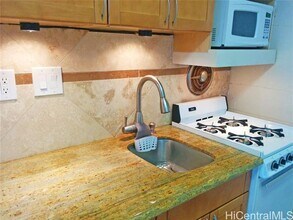 1643 Clark St in Honolulu, HI - Building Photo - Building Photo