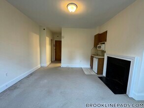 1223 Beacon St-Unit -308 in Brookline, MA - Building Photo - Building Photo
