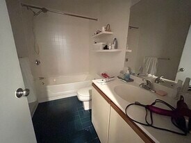 79 Gainsborough St, Unit 2 in Boston, MA - Building Photo
