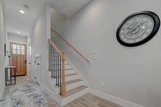 2105 Sam Wilson St in Houston, TX - Building Photo - Building Photo