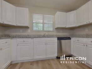 3521 Clare Cottage Trace SW in Marietta, GA - Building Photo - Building Photo