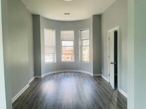 3359 W Flournoy St in Chicago, IL - Building Photo - Building Photo