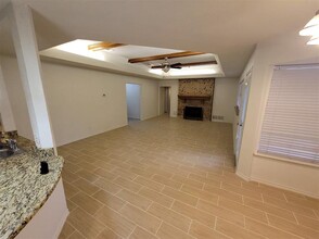 110 La Fawn Cir in Garland, TX - Building Photo - Building Photo