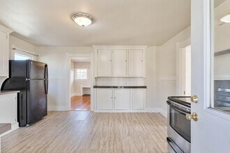 2129-2131 SE Cesar Estrada Chavez Blvd in Portland, OR - Building Photo - Building Photo