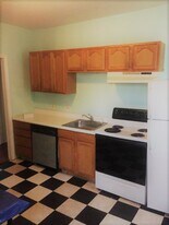 822 Huntington Ave, Unit 4 in Boston, MA - Building Photo