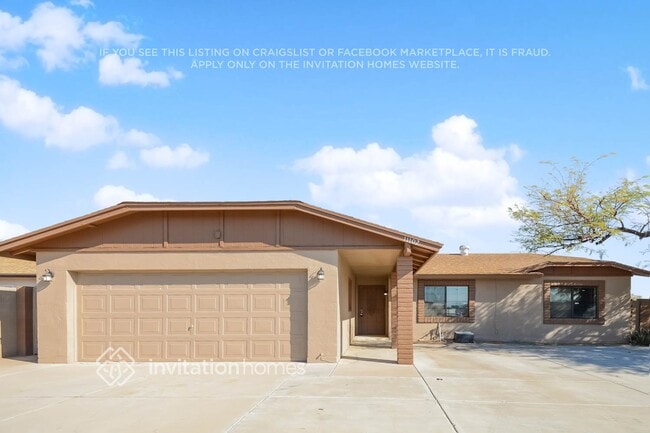 property at 11102 W Glenrosa Ave