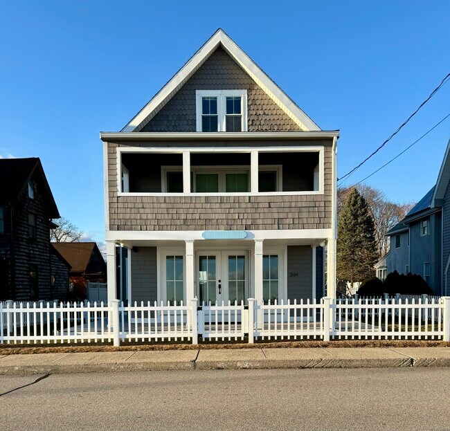 property at 209 Seaside Ave