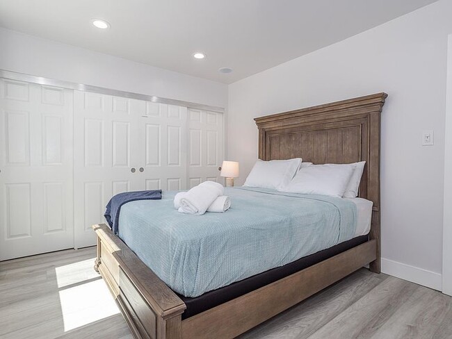 18224 Index St, Unit 18226 in Porter Ranch, CA - Building Photo - Building Photo